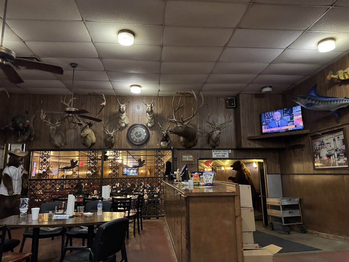 Angelo's Bar-B-Que